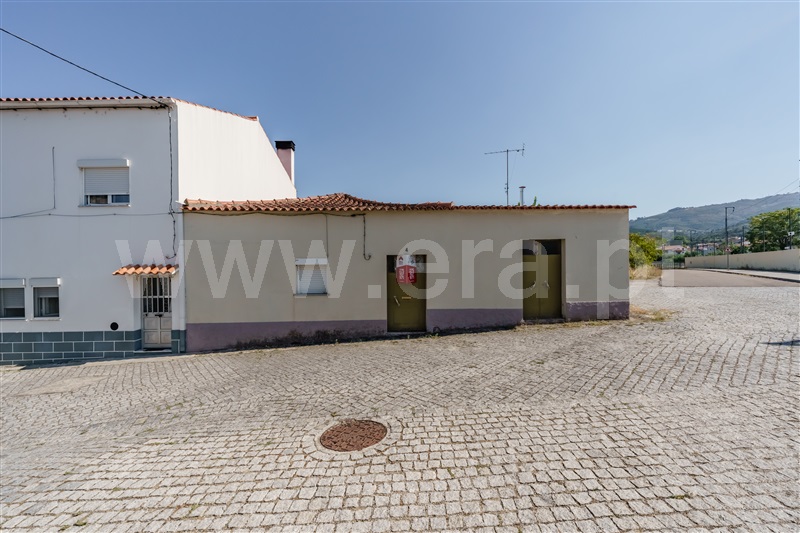 Moradia Geminada T2 / Fundão, Fundão