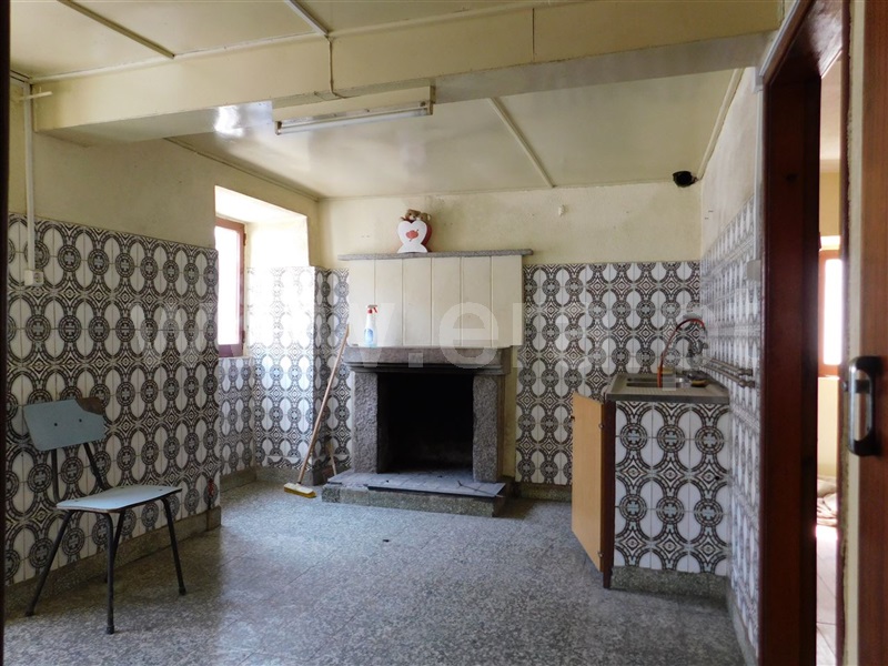 Moradia Geminada T2 / Fundão, Valverde