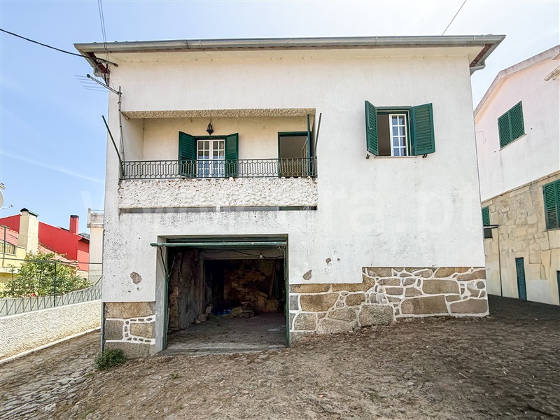 Moradia Geminada T2 / Gouveia, Folgosinho, Gouveia