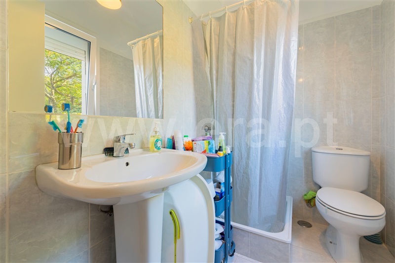 Moradia Geminada T2 Lisboa, Encarnação - 1413340 - 9