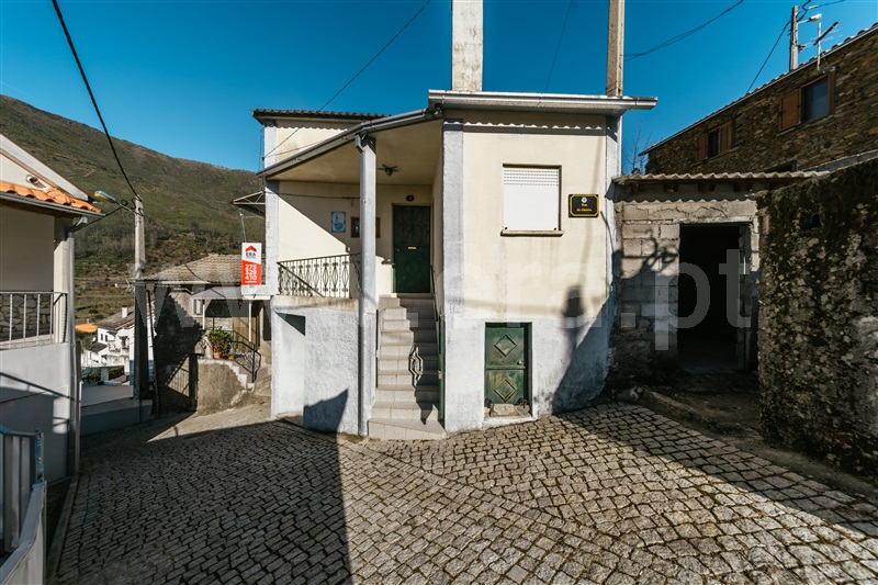 Moradia Geminada T2 Manteigas, Serra da Estrela - 1455588 - 2


