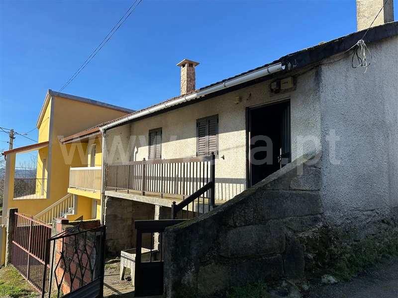 Moradia Geminada T2 / Montalegre, Montalegre e Padroso