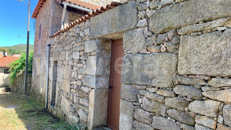 Moradia Geminada T2 Montalegre, Vilar de Perdizes e Meixide - 1342100 - 15