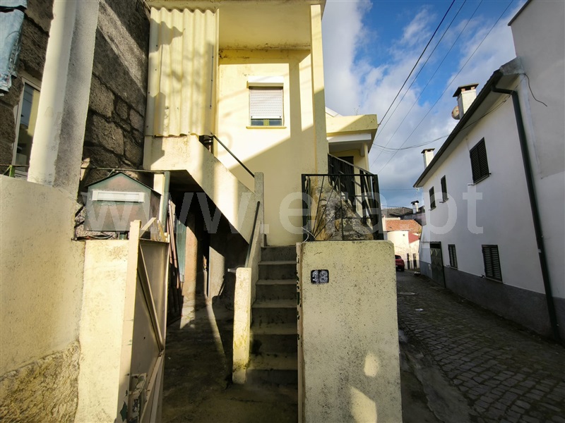 Moradia Geminada T2 / Nelas, Vilar Seco