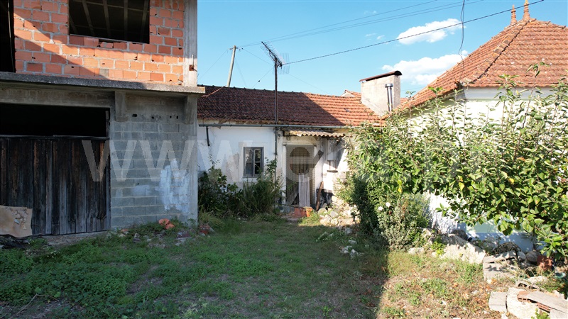 Moradia Geminada T2 Ourém, Urqueira - 1327581 - 3