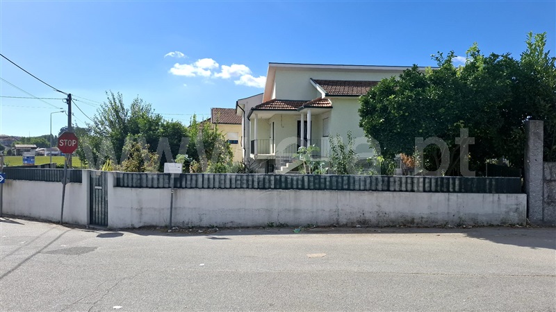 Moradia Geminada T2 / Penafiel, Paços de Sousa