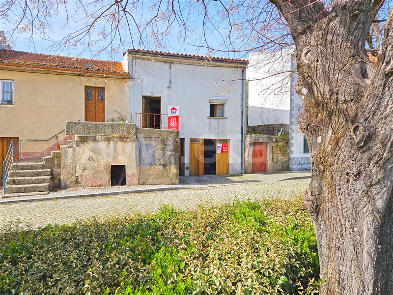 Moradia Geminada T2 / Pinhel, Pinhel