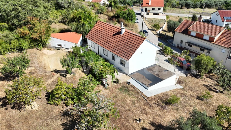 Moradia T2 à venda em Santiago e São Simão de Litém e Albergaria dos Doze, Pombal — foto 18