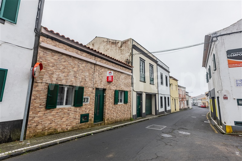 Moradia Geminada T2 / Ponta Delgada, Fajã de Cima