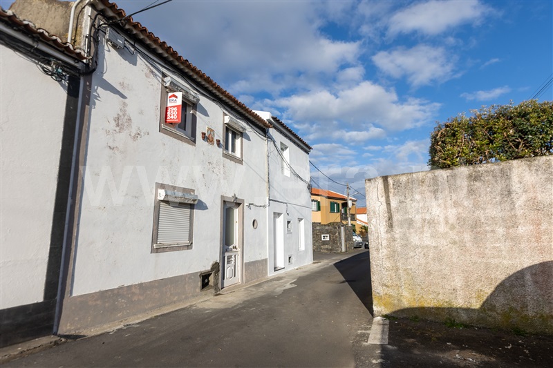 Moradia Geminada T2 / Ribeira Grande, Rabo de Peixe