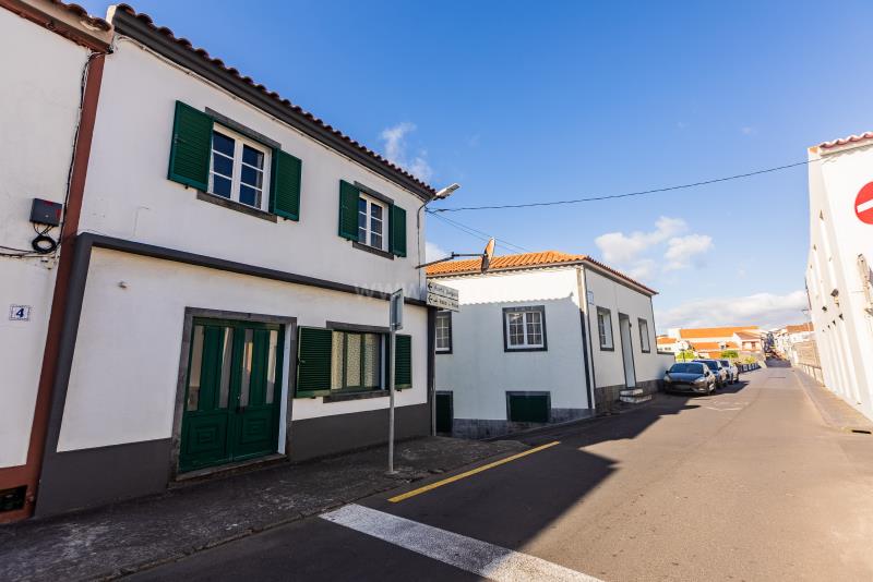 Moradia Geminada T2 / Ribeira Grande, Ribeira Grande (Matriz)