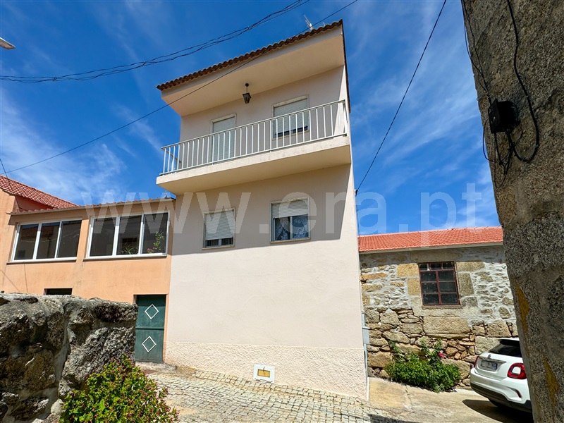 Moradia Geminada T2 Sabugal, Cerdeira - 1417489 - 2