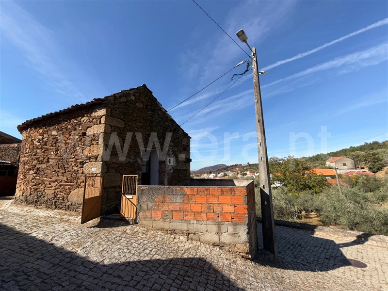 Moradia T2 Sabugal, Santo Estêvão e Moita - 1510904 - 5