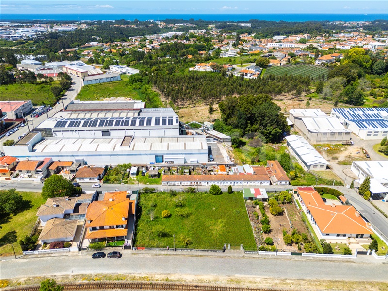 Moradia Geminada T2 / Santa Maria da Feira, Paços de Brandão