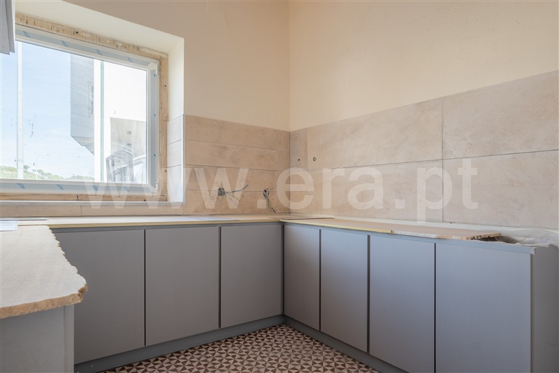 Moradia T2 à venda em Alcanede, Santarém — foto 2