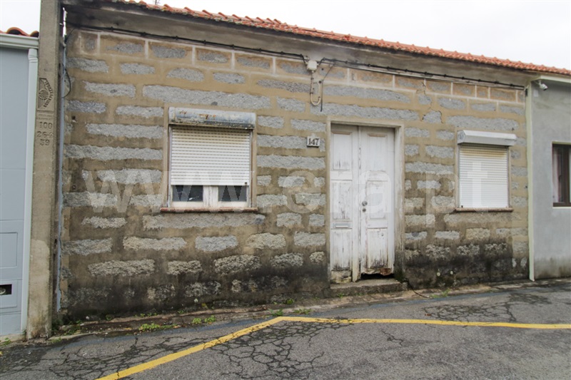 Moradia Geminada T2 / Santo Tirso, Santo Tirso, Couto (Santa Cristina e São Miguel) e Burgães