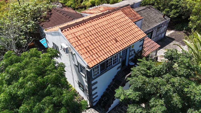 Moradia Geminada T2 / São Roque do Pico, Santo Amaro