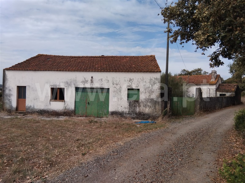 Moradia Geminada T3 / Alcobaça, Turquel