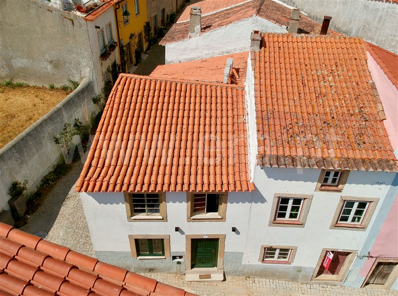 Moradia Geminada T3 / Almeida, Almeida