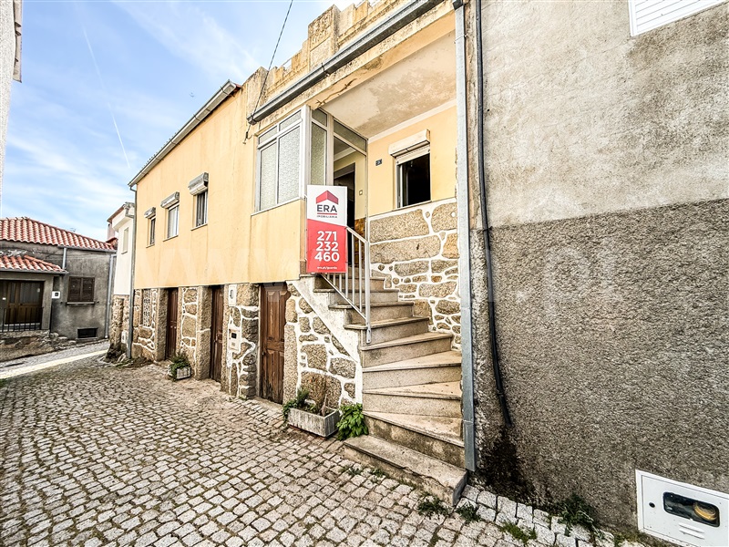 Moradia Geminada T3 / Almeida, Miuzela,Porto de Ovelha