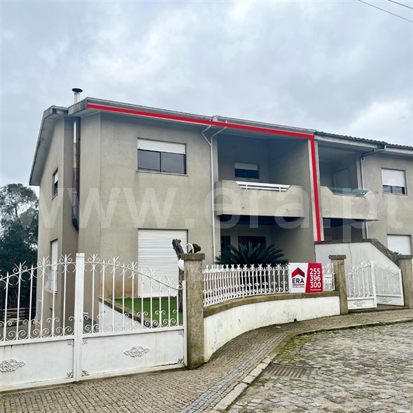 Moradia Geminada T3 / Amarante, Freixo de Cima e de Baixo