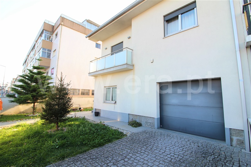 Moradia Geminada T3 / Barcelos, Barcelos, Vila Boa e Vila Frescainha (São Martinho e São Pedro)