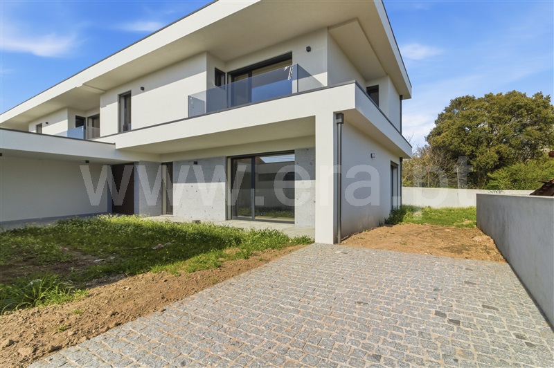 Moradia Geminada T3 / Barcelos, Barcelos, Vila Boa e Vila Frescainha (São Martinho e São Pedro)