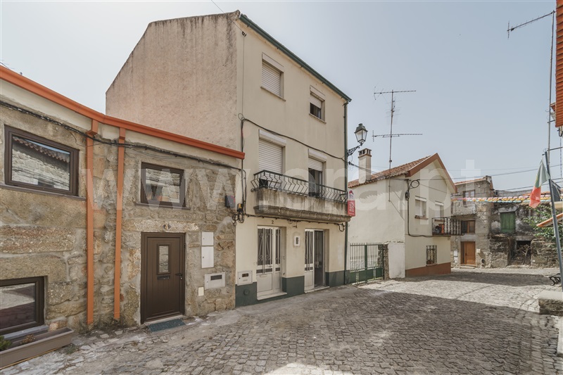 Moradia Geminada T3 / Belmonte, Caria