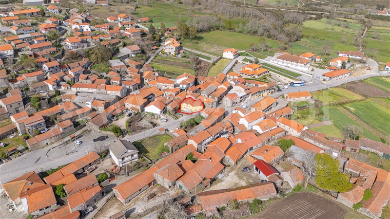 Moradia T3 à venda em Alturas do Barroso e Cerdedo, Boticas — foto 10