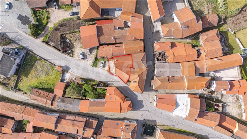Moradia T3 à venda em Alturas do Barroso e Cerdedo, Boticas — foto 12