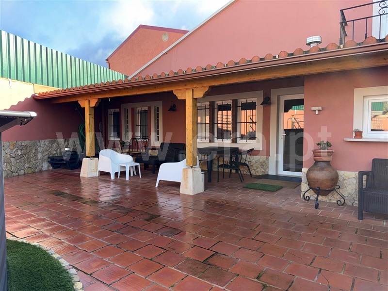 Moradia Geminada T3 / Caldas da Rainha, Casais da Serra