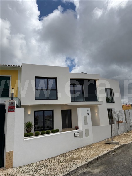 Moradia T3 à venda em São domingos de Rana, Cascais — foto 2