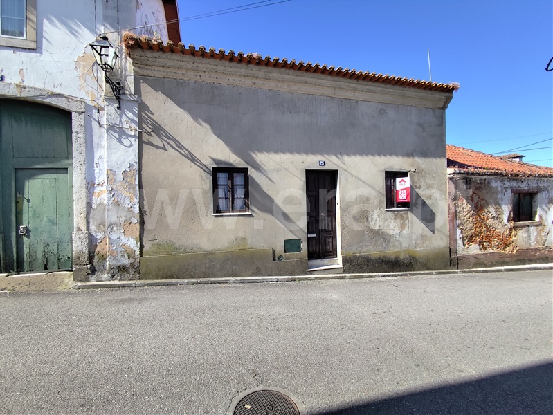 Moradia Geminada T3 / Chamusca, Chamusca e Pinheiro Grande