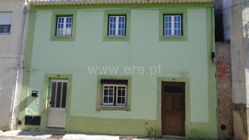 Moradia Geminada T3 / Coimbra, Souselas
