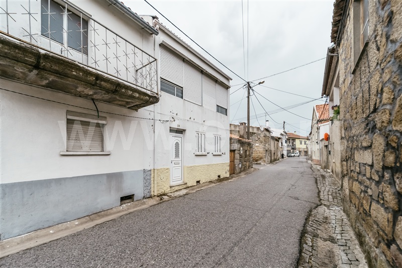 Moradia Geminada T3 com Quintal Covilhã, Peraboa - 1480172 - 1