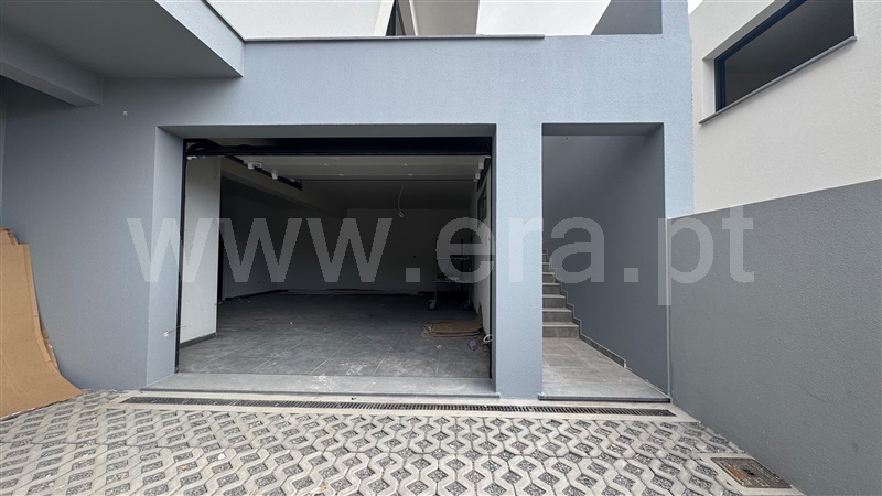 Moradia Geminada T3 Funchal, Romeiras - 1492365 - 2