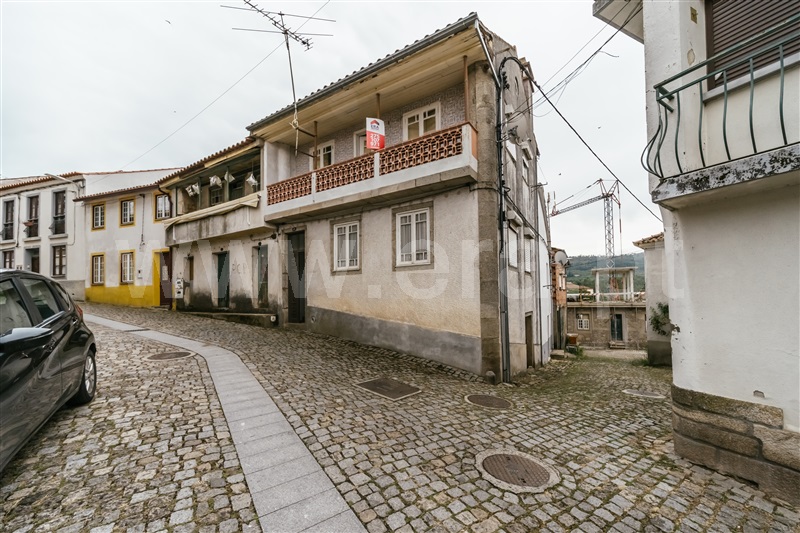 Moradia Geminada T3 / Fundão, Alcaide
