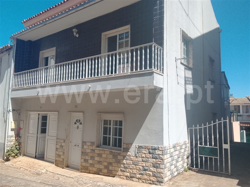 Moradia Geminada T3 / Fundão, Souto da Casa