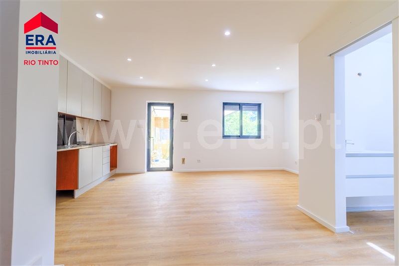 Moradia T3 à venda em Rio Tinto, Gondomar — foto 2