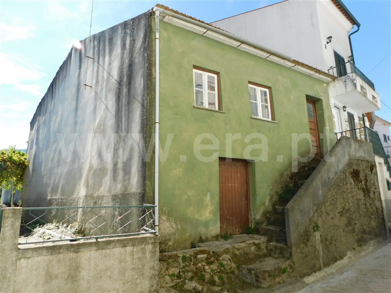 Moradia Geminada T3 / Gouveia, Paços da Serra