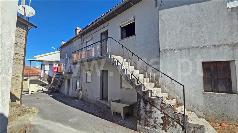 Moradia Geminada T3 Guarda, Panóias - 1507754 - 12