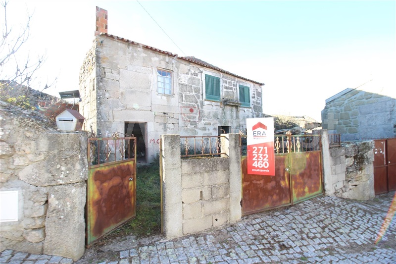 Moradia Geminada T3 / Guarda, Valdeiras, Jarmelo São Miguel