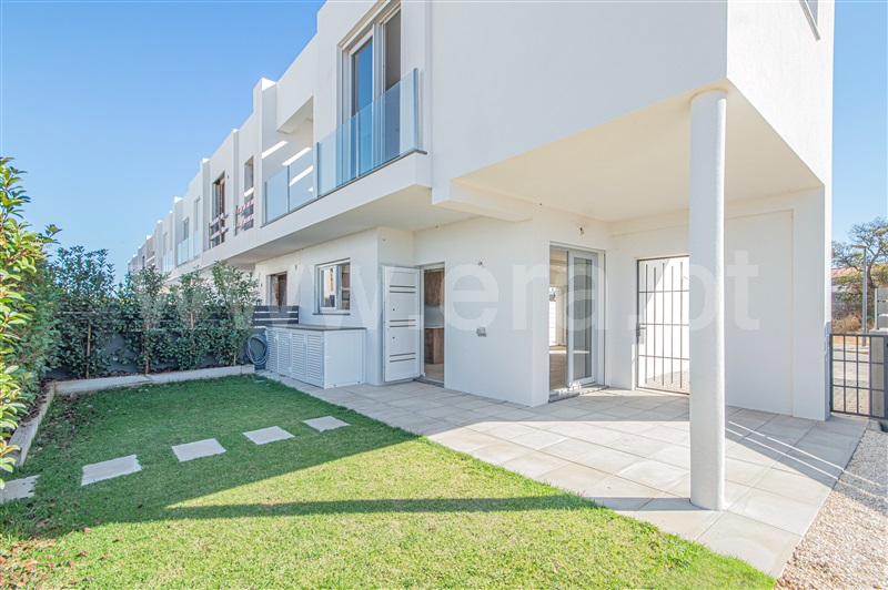 Moradia Geminada T3 / Lagos, Odiáxere