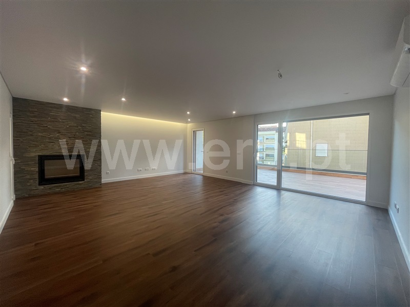 Moradia Geminada T3 / Leiria, Leiria, Pousos, Barreira e Cortes