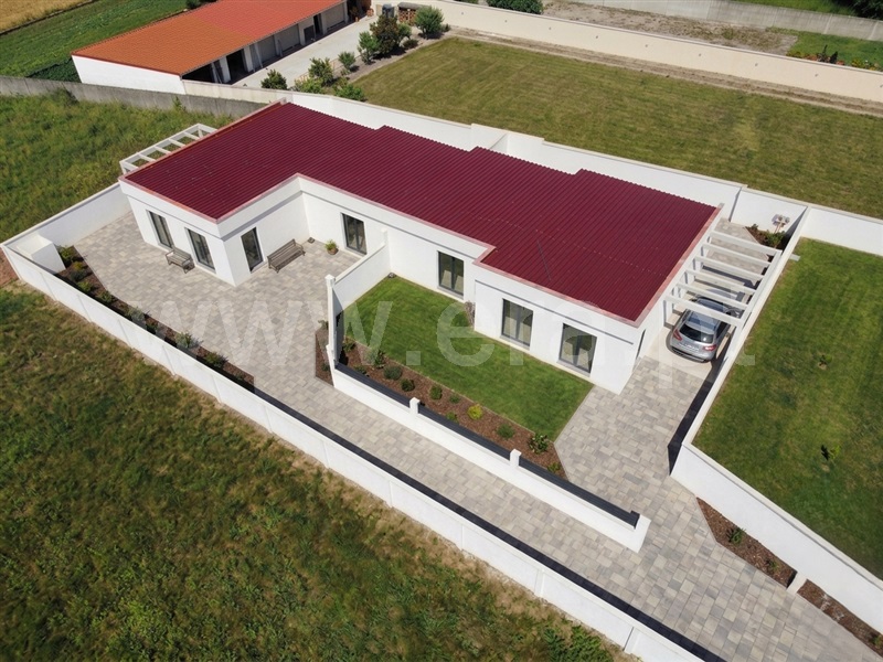 Moradia Geminada T3 / Mira, Carapelhos