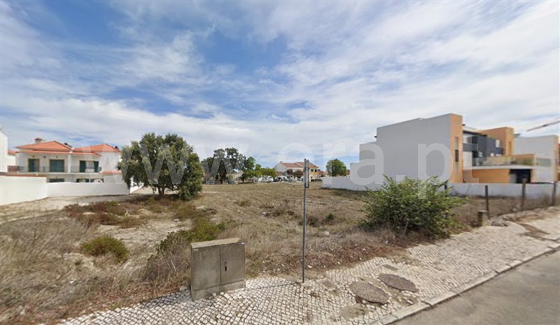 Moradia Geminada T3 / Montijo, Pegões / Montijo