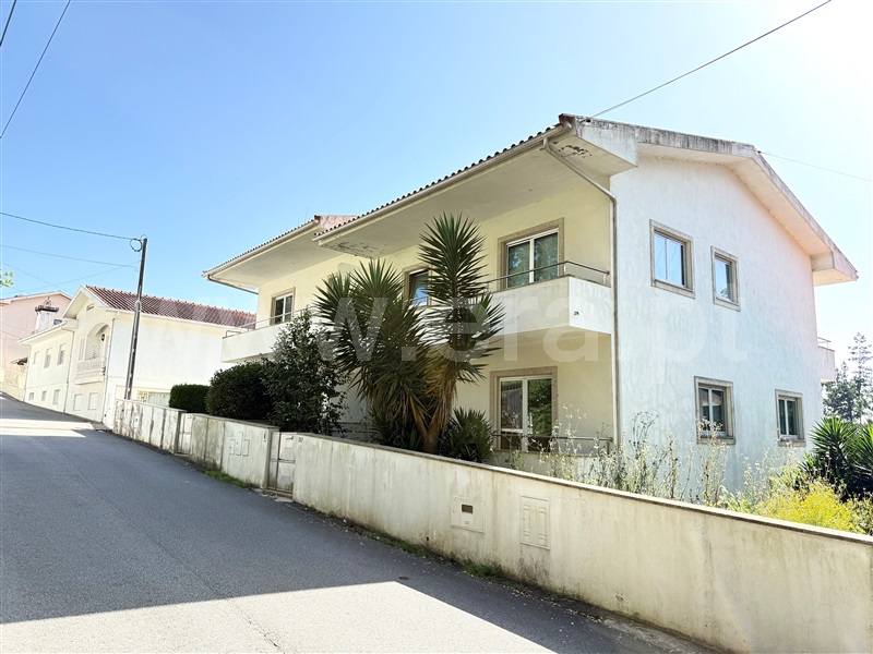 Moradia Geminada T3 / Oliveira de Azeméis, São Roque