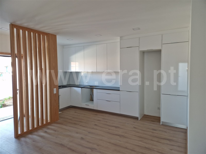 Moradia Geminada T3 Oliveira de Azeméis, Oliveira de Azeméis, Santiago de Riba-Ul, Ul, Macinhata da Seixa e Madail - 1499130 - 11