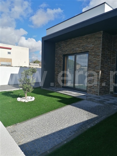 Moradia Geminada T3 Oliveira de Azeméis, Oliveira de Azeméis, Santiago de Riba-Ul, Ul, Macinhata da Seixa e Madail - 1499130 - 13