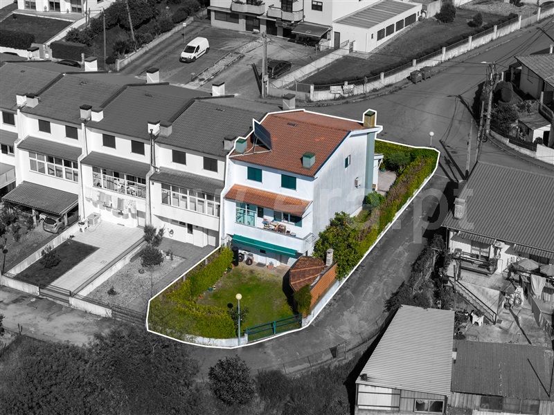Moradia Geminada T3 / Oliveira de Azeméis, Vila de Cucujães